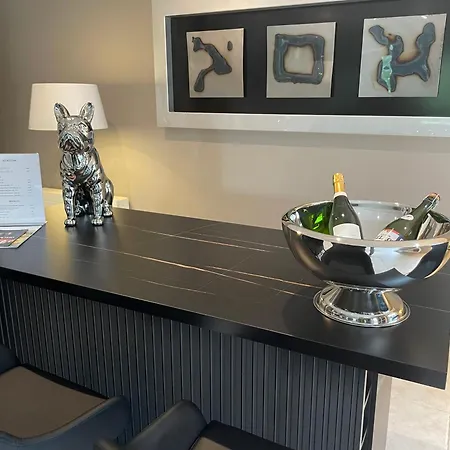 La Sequoia Bed & Breakfast 3*